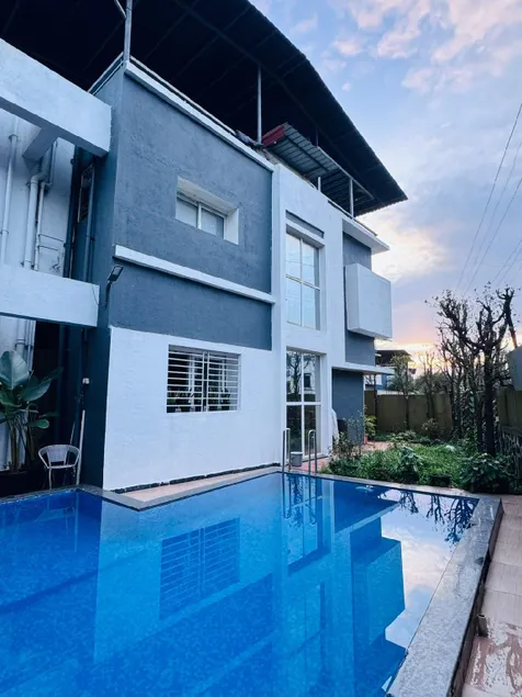 3 BHK Luxurious villa with private pool - Image 1
