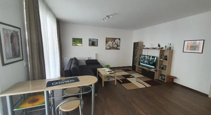 Park West Apartment - Free Parking - Image 1