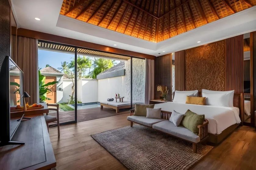Beachside Escape–1BR Villa with Pool in Candidasa - Image 1