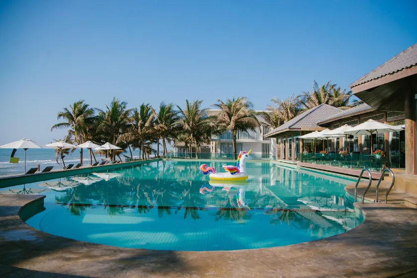 Villa Del Sol Beach Resort & Spa - Image 1