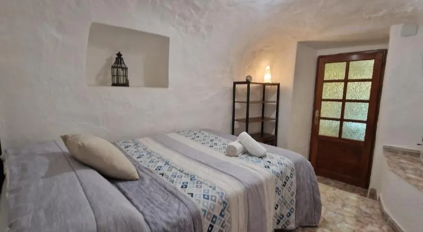 Casa Cueva Calatrava - Image 1