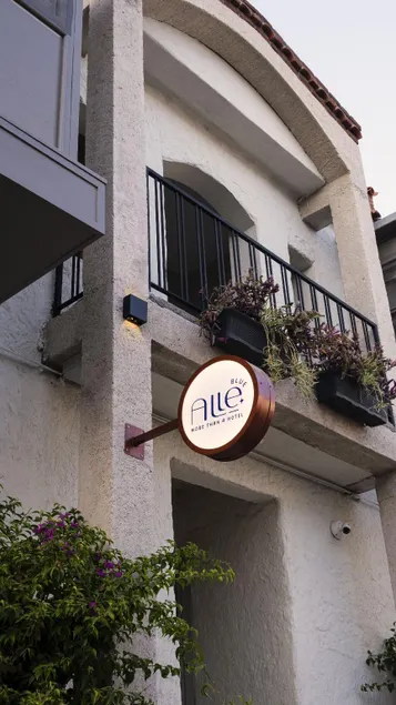 Blue Alle Alaçatı - Image 1