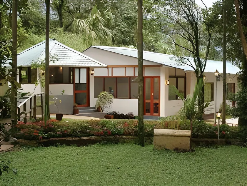 Glenmore Resorts - Image 1