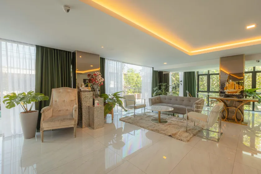 IMPRESS Hotel HUAI Khwang - Image 1