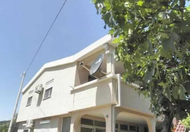 Apartments Masa - Image 1