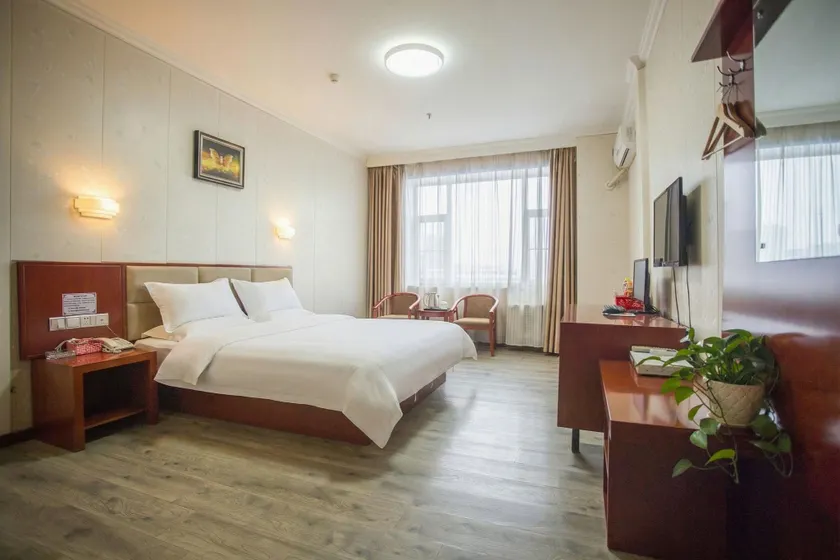 Jiading Business Hotel - Image 1