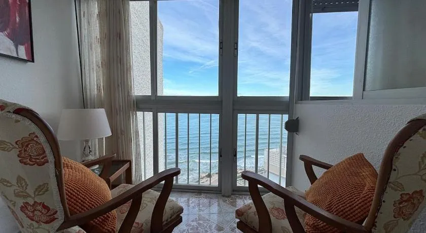 Relax & Sea View & Beach Access - Image 1