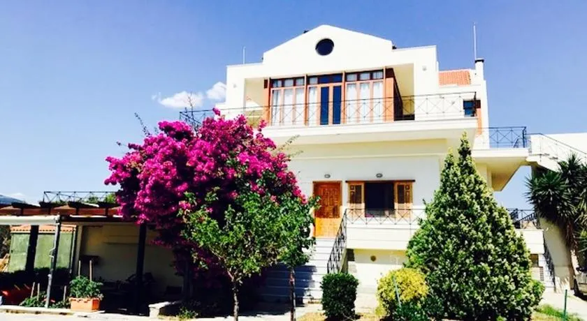 Loutraki Seaview loft - Image 1