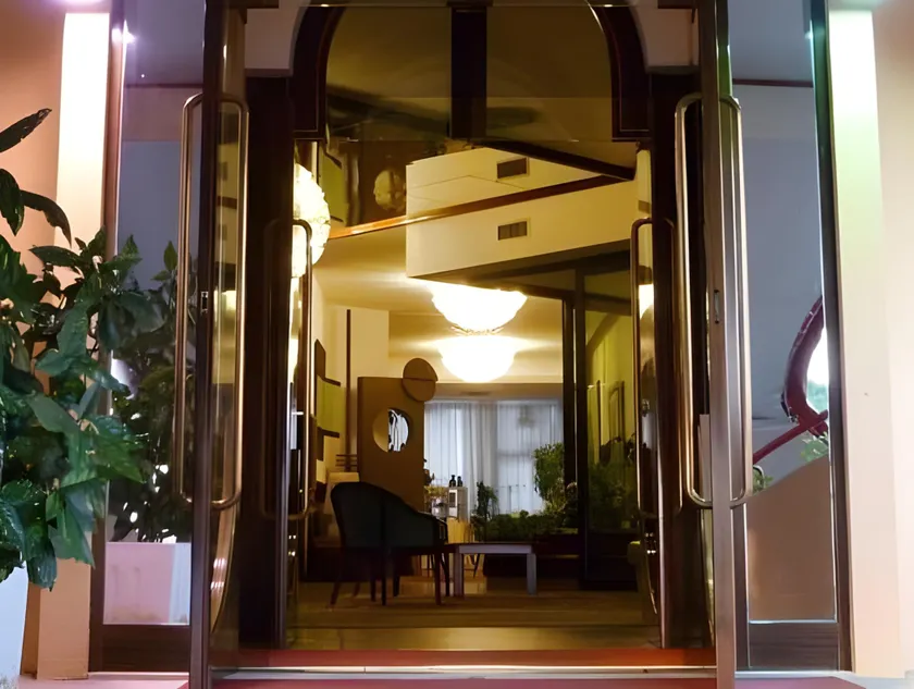 Hotel Internazionale - Image 1