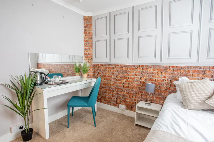 Brunswick Square Hotel - Image 1
