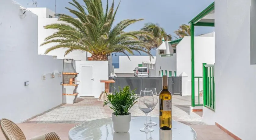 Ferienhaus mit schnellem Internet, Terrasse und Grill - Image 1