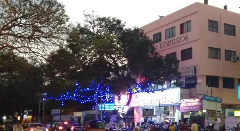 Hotel Sorrento Guest house Anna Nagar East Metro Shenoy Nagar metro budget monthly daily rooms - Image 1