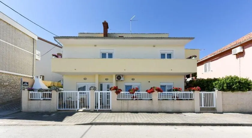 Apartment Kolt - Image 1