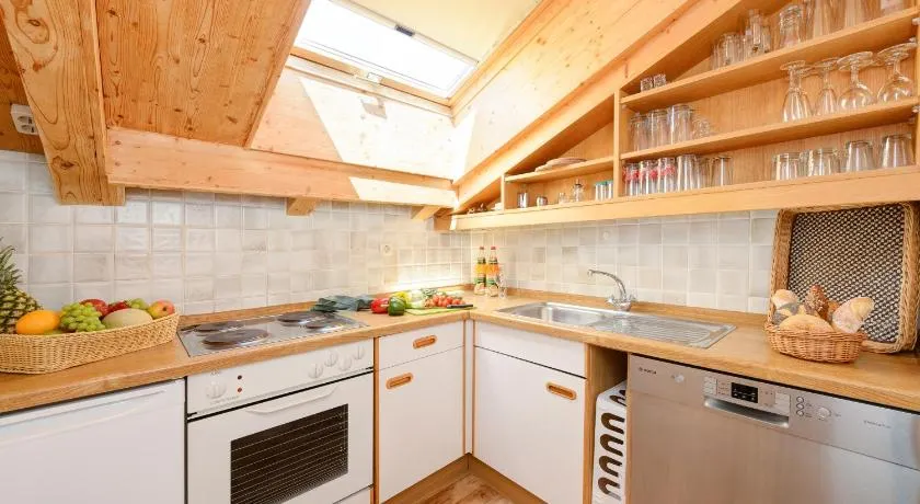 "Ferienwohnung Ess" - Annehmlichkeiten von 4-Sterne Familien-und Wellnesshotel Viktoria können mitbenutzt werden - Image 1