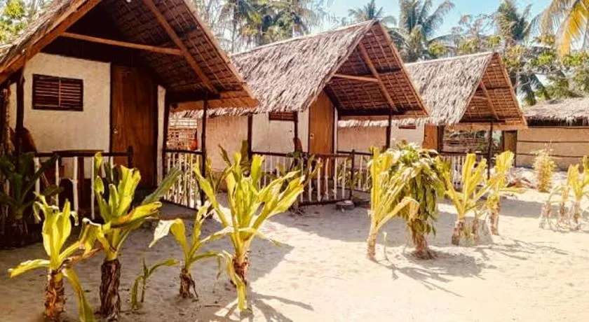 Emil's Beach Cottage - Image 1
