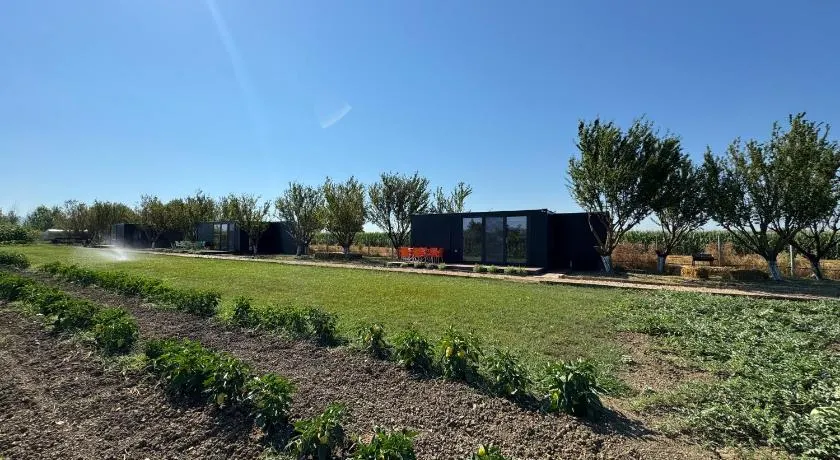Te Vreshti - Container Home - Image 1