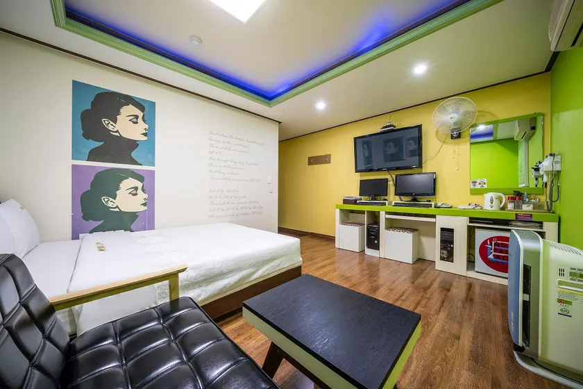 Geumjeong Cube - Image 1