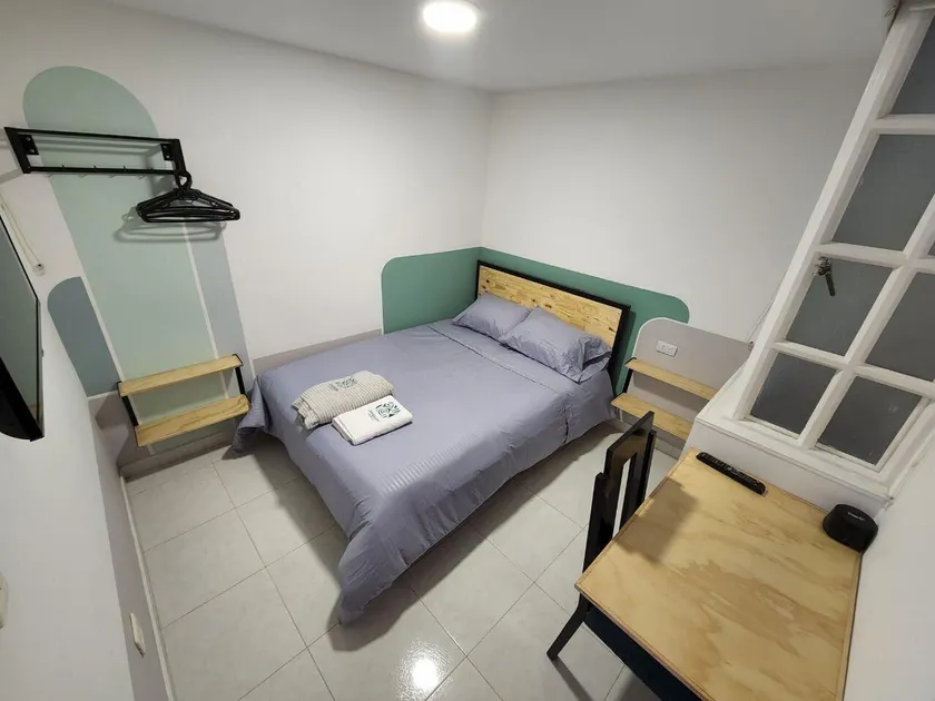 APARTAMENTOS Y HABITACIONES - Image 1