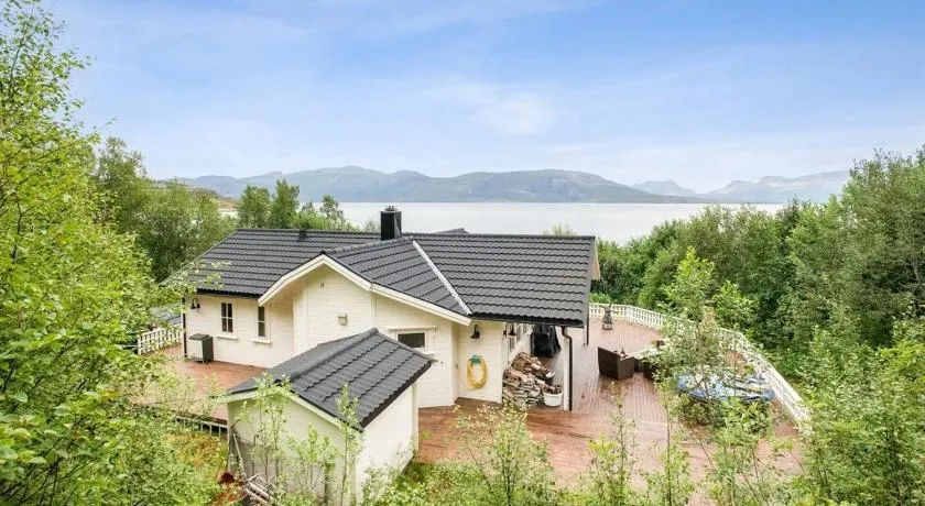 Seaside Cabin Tjeldøya with Views Car and Rental Deal - Image 1