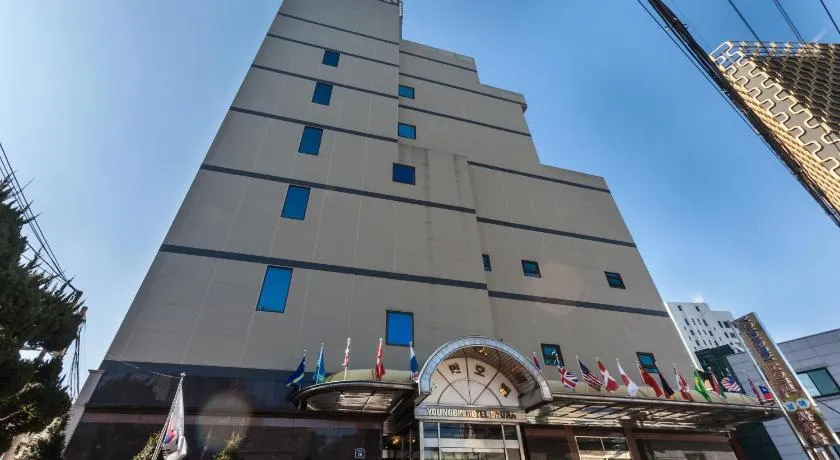 Youngbin Hotel - Image 1