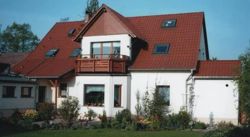 Wohnung im Grünen, Haus Cara, 120m², 4 Zi, Kü, Bad - Image 1