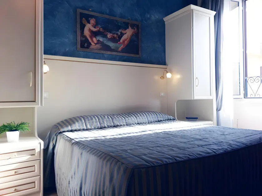 St. Peter Central Rooms B&B - Image 1