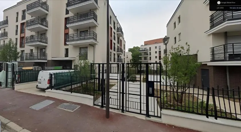 Elegancia Rueil, 20 min de Paris La Défense, quartier recherché, Lac - Image 1