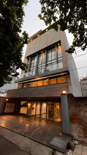 IP Royal New Delhi By Qotel - A Luxury Hotel In laxmi Nagar - Image 1