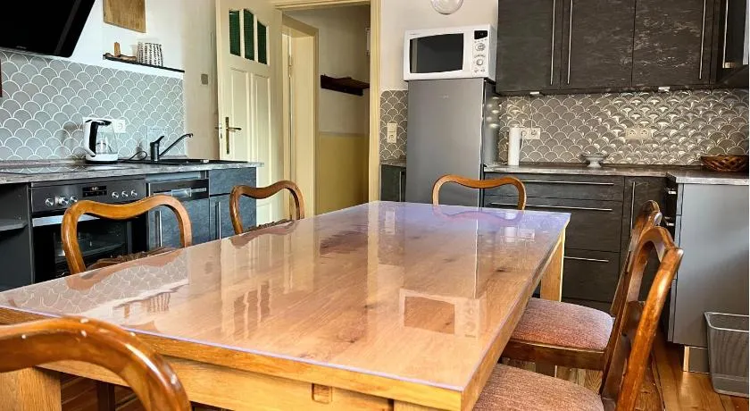 Voll ausgestattete tolle Wohnung mit Garten | Hunde erlaubt - Image 1