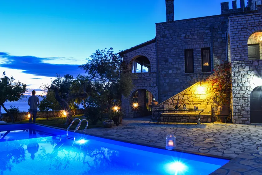 Majestic Chateau - Spectacular Seascapes & Pool - Image 1