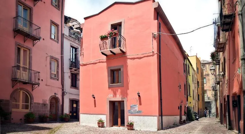 Ada's guest house - Image 1