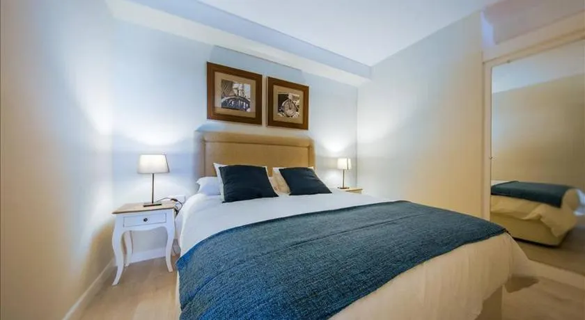 Colon Suites - Image 1