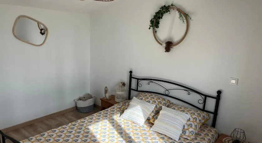 Chambre et salle de bain indépendantes - Image 1