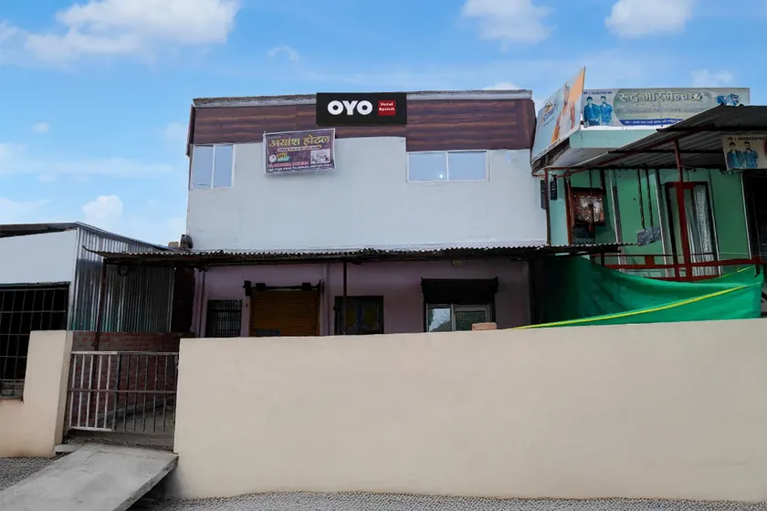Ayansh hotal oyo1030 - Image 1