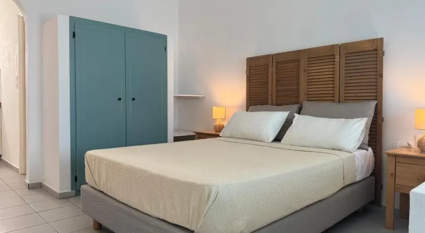 Esperos Apartments&Studios - Image 1