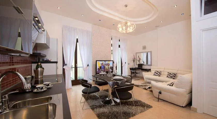 Appartamenti Luxury Arco - Image 1