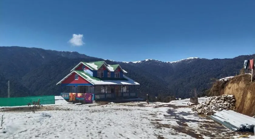 Singalila Sunview Homestay - Image 1