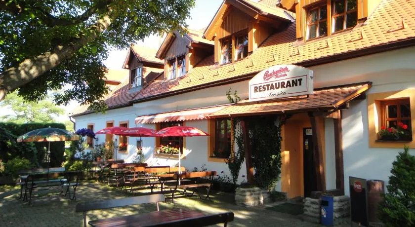 Pension & Restaurant U Koňské dráhy Holkov - Image 1