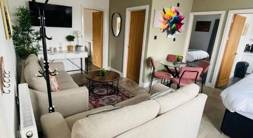 Burton Urban Apartment - Image 1