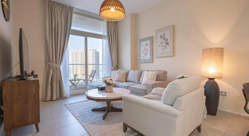 Luxe 1BR Haven - Modern Elegant Luxe Retreat - Image 1