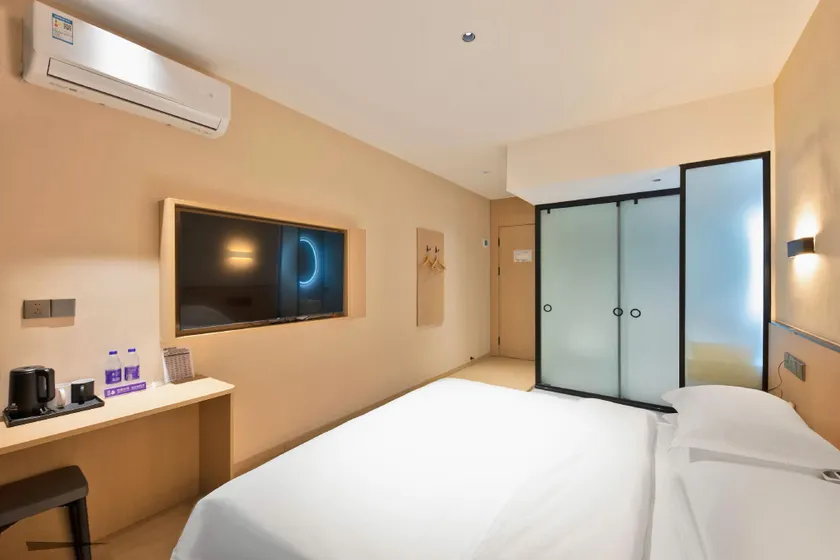 Weiting Light Residence Hotel (Lushan People's Road Branch) - Image 1