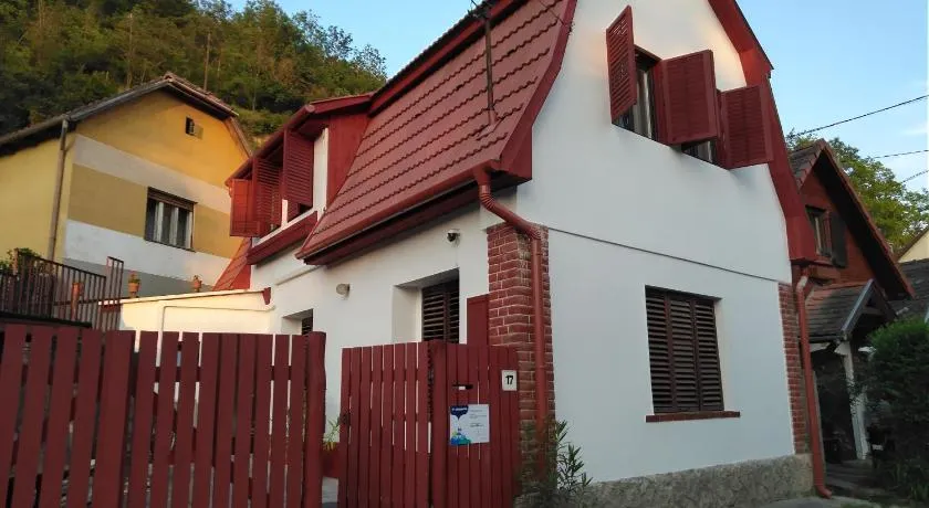 Szőnyi úti apartman - Image 1