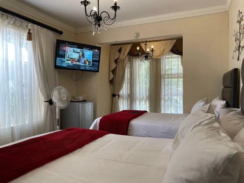 Novus Guest House - Image 1