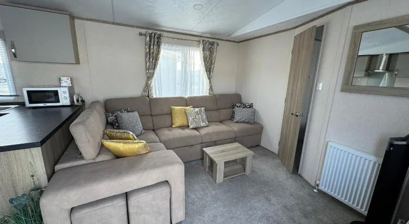 Cosy holiday home at Romney Sands - Image 1