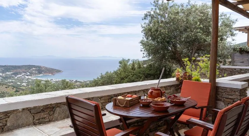 Mirsini Apartments in Sifnos - Image 1