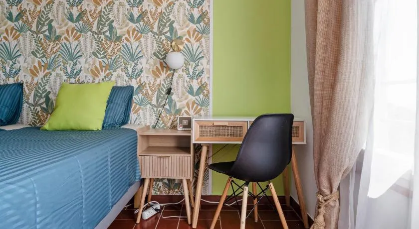 Charming house in Castelldefels - Image 1