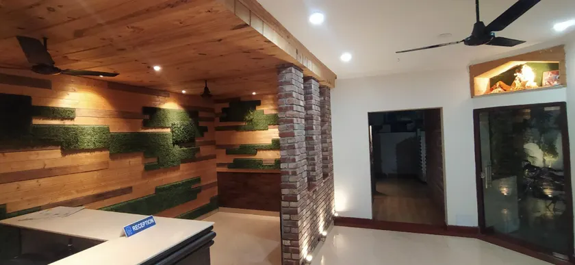 Hotel Samrat - Image 1