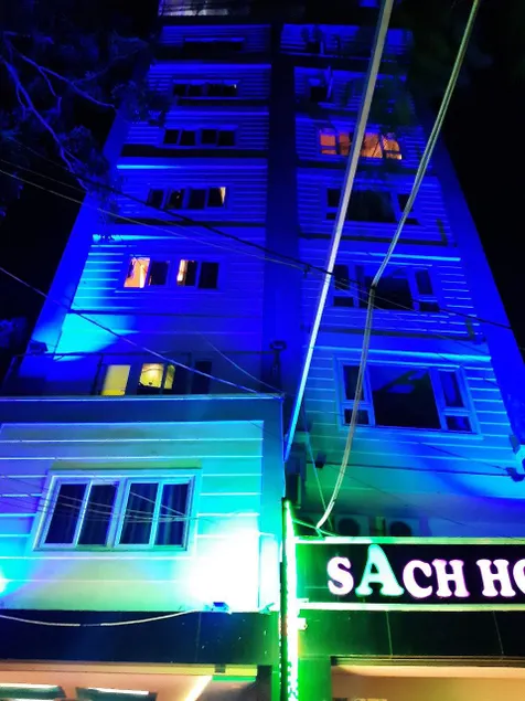 KS Tình Nhân Sach Hotel - Image 1