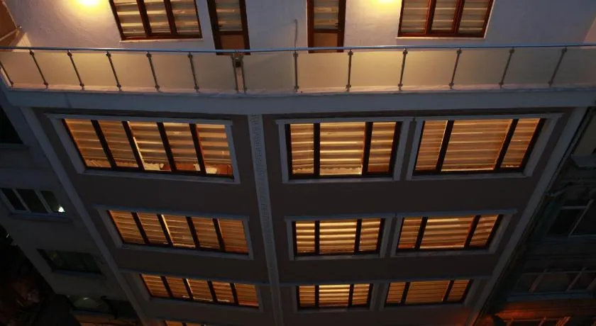 Birinci Apart Hotel - Image 1