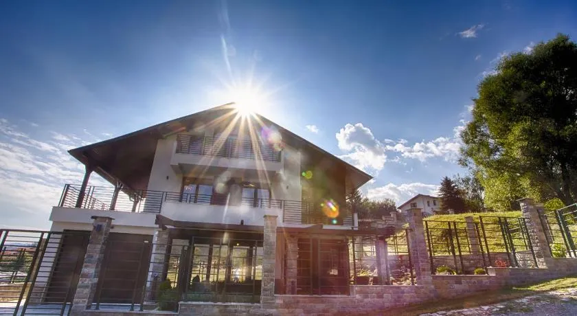 MOUNTAIN HILL LUXURY VILLA - Image 1